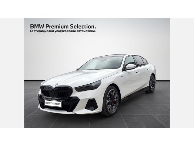 BMW 540d xDrive Sedan - автомобили, коли, обяви за нови и употребявани 0