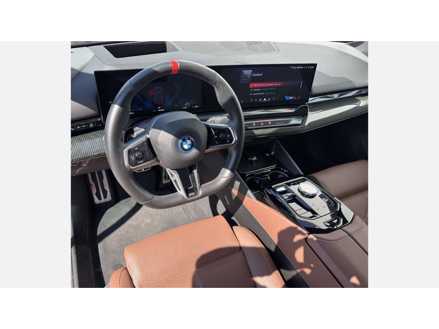 BMW 540d xDrive Sedan - автомобили, коли, обяви за нови и употребявани 5