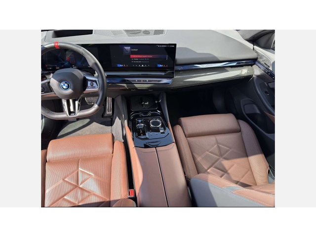 BMW 540d xDrive Sedan - автомобили, коли, обяви за нови и употребявани 6