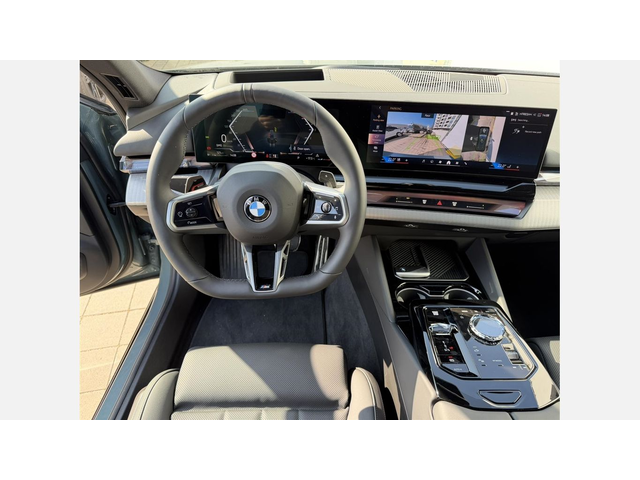 BMW 540d xDrive Touring - автомобили, коли, обяви за нови и употребявани 11