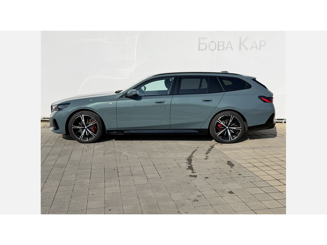 BMW 540d xDrive Touring - автомобили, коли, обяви за нови и употребявани 2
