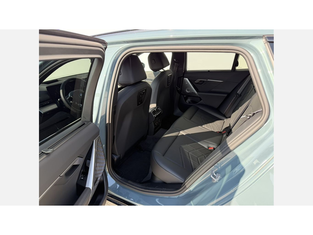 BMW 540d xDrive Touring - автомобили, коли, обяви за нови и употребявани 9