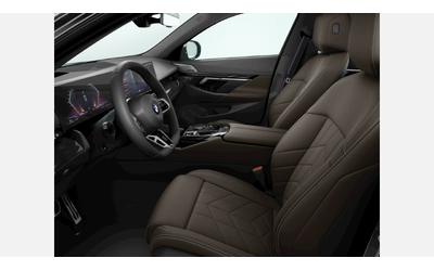 BMW 540d xDrive Touring - автомобили, коли, обяви за нови и употребявани 7