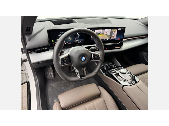 BMW 540d xDrive Туринг - автомобили, коли, обяви за нови и употребявани 5