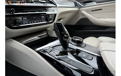 BMW 540I X Drive 3.0i 340к.с./Сервизна история/Реални км/ГАРАНЦИЯ ОТ КЕНТАВЪР - автомобили, коли, обяви за нови и употребявани 11