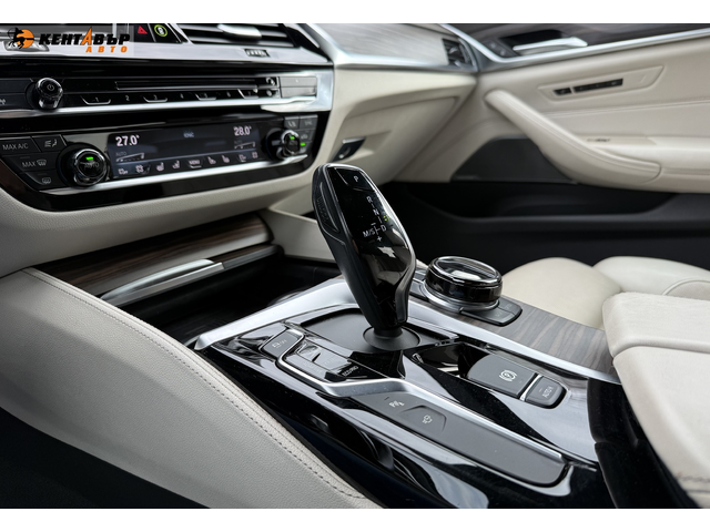 BMW 540I X Drive 3.0i 340к.с./Сервизна история/Реални км/ГАРАНЦИЯ ОТ КЕНТАВЪР - автомобили, коли, обяви за нови и употребявани 11