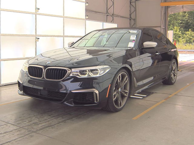 BMW 550 M550* МАСАЖ* 360* HEADUP* HARMAN* DISTRONIK* ОБДУХ - автомобили, коли, обяви за нови и употребявани 0