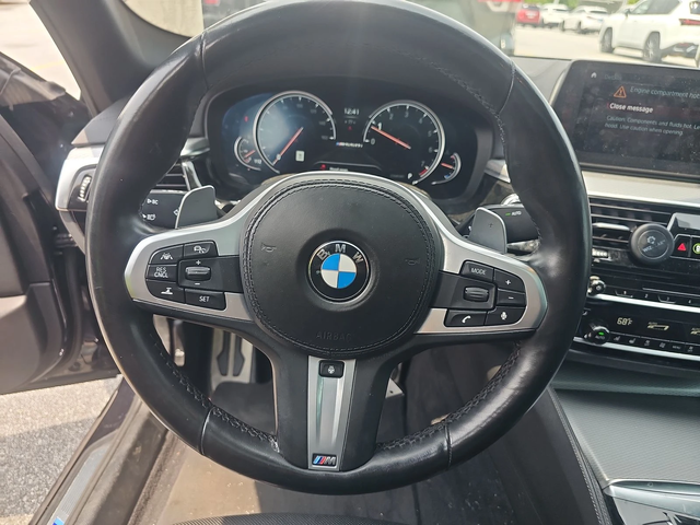 BMW 550 M550* МАСАЖ* 360* HEADUP* HARMAN* DISTRONIK* ОБДУХ - автомобили, коли, обяви за нови и употребявани 6