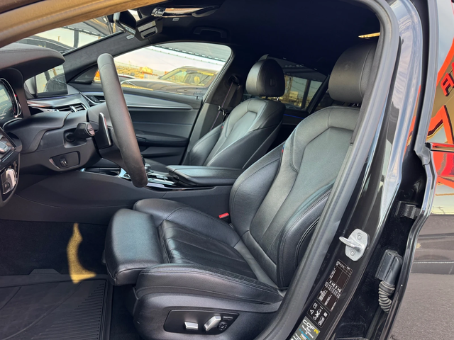 BMW 550 D-M PERFORMANCE-HARMAN KARDON-MEMORY-ПОДГРЕВ-ТОП - автомобили, коли, обяви за нови и употребявани 8