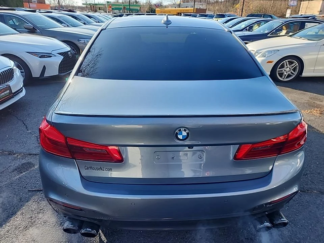 BMW 550 M550XI / DISTRONIC / 360 / HEADUP / HARMAN - автомобили, коли, обяви за нови и употребявани 4