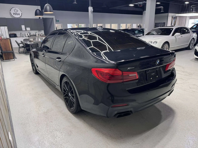 BMW 550 * xDrive * CARFAX * ЦЕНА ДО БГ - автомобили, коли, обяви за нови и употребявани 5