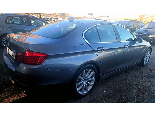 BMW 550 M/Bi-turbo - автомобили, коли, обяви за нови и употребявани 3