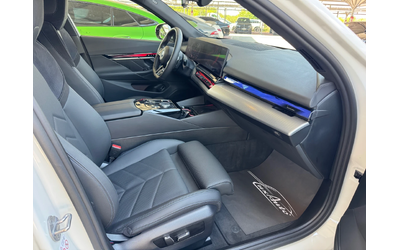 BMW 550 E#M PERFORMANCE PACK#NAPPA#ОБДУХВАНЕ#H&K#ГАРАНЦИЯ - автомобили, коли, обяви за нови и употребявани 7