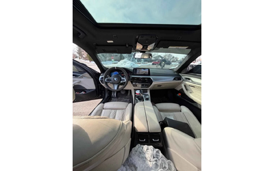 BMW 550 M550I С РЕГИСТРАЦИЯ & АВТО КРЕДИТ - автомобили, коли, обяви за нови и употребявани 8