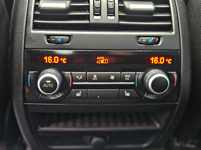 BMW 550 M/XD/DIGITAL/GERMANY/DISTR/HUD/360CAMERA/ОБДУХ/LIZ - автомобили, коли, обяви за нови и употребявани 11