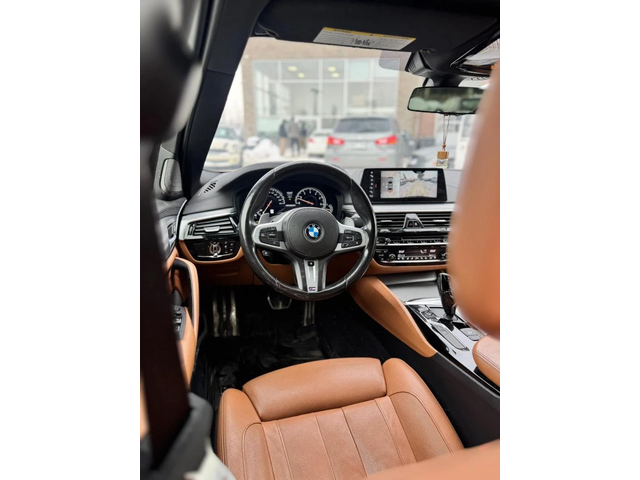 BMW 550 M* HARMAN* PERFORMANCE* HEAD-UP* PANO* 360* - автомобили, коли, обяви за нови и употребявани 6