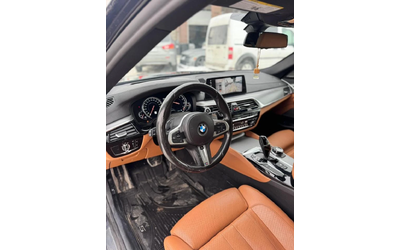 BMW 550 M* HARMAN* PERFORMANCE* HEAD-UP* PANO* 360* - автомобили, коли, обяви за нови и употребявани 7