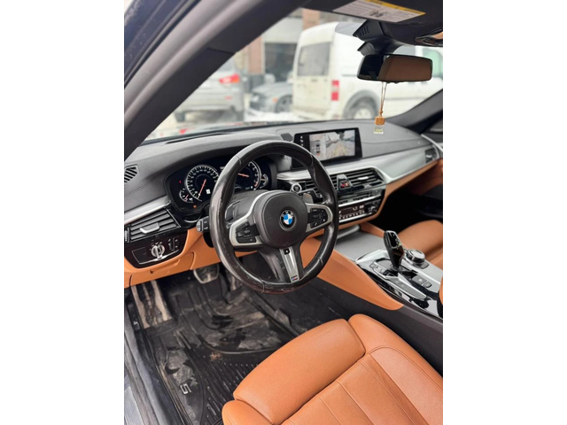 BMW 550 M* HARMAN* PERFORMANCE* HEAD-UP* PANO* 360* - автомобили, коли, обяви за нови и употребявани 7