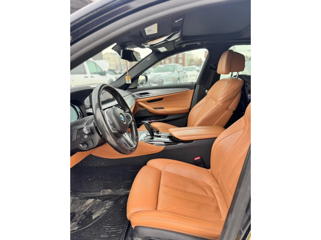 BMW 550 M* HARMAN* PERFORMANCE* HEAD-UP* PANO* 360* - автомобили, коли, обяви за нови и употребявани 9