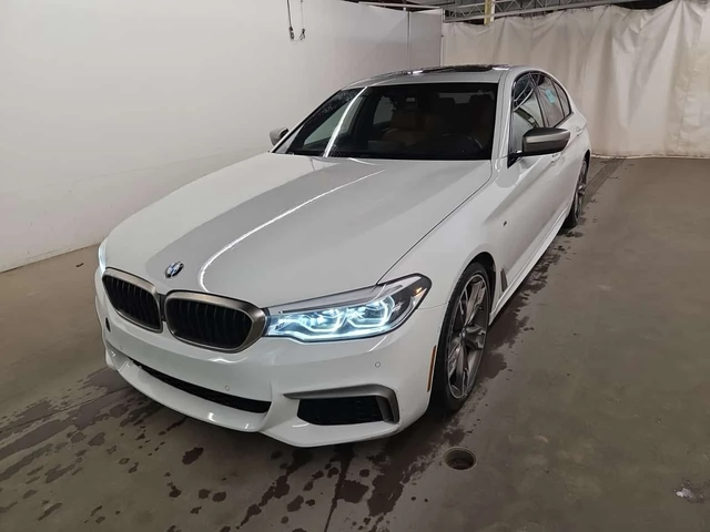 BMW 550 | M550I XDRIVE | 360 | harman kardon | обдухване - автомобили, коли, обяви за нови и употребявани 0