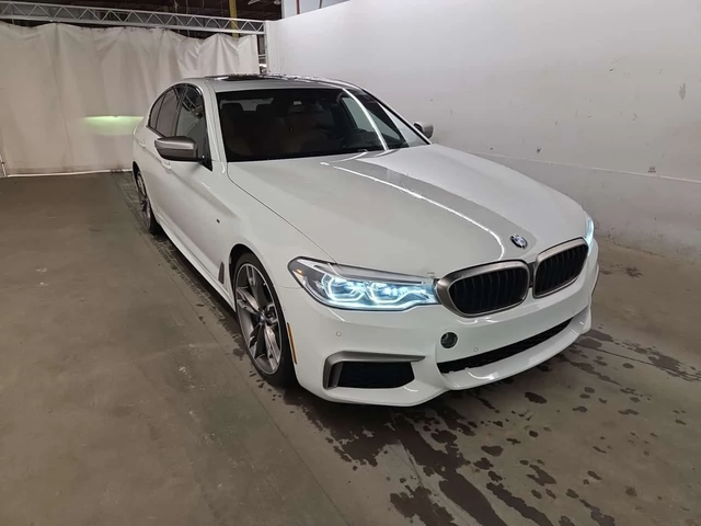 BMW 550 | M550I XDRIVE | 360 | harman kardon | обдухване - автомобили, коли, обяви за нови и употребявани 1