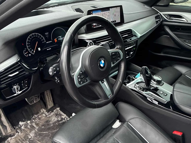 BMW 550 * xDrive * ДИСТРОНИК * 360 * HUD * ОБДУХВАНЕ - автомобили, коли, обяви за нови и употребявани 4