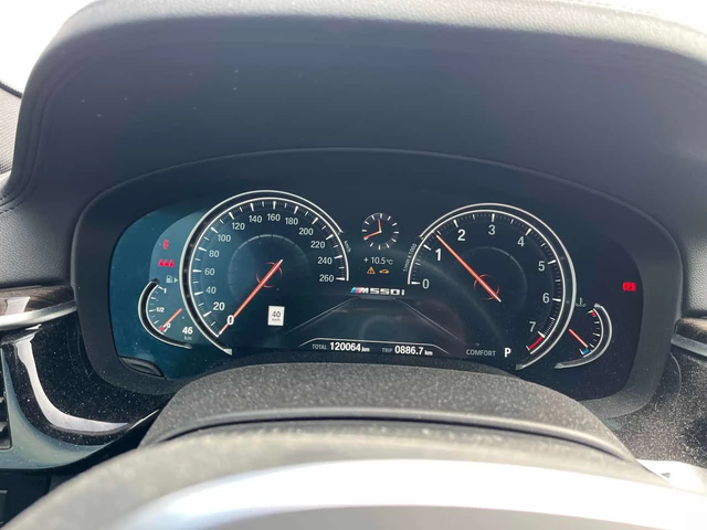 BMW 550 | DISTRONIC | HUD | 360 | ОБДУХВАНЕ | - автомобили, коли, обяви за нови и употребявани 7