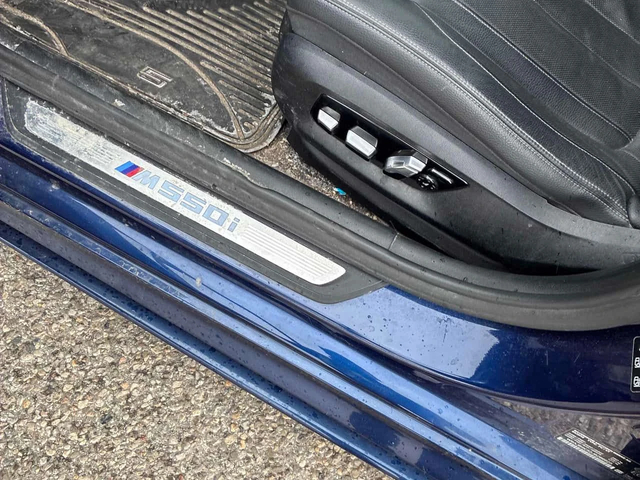 BMW 550 * M550i xDrive * ДИСТРОНИК * 360 * ОБДУХВАНЕ - автомобили, коли, обяви за нови и употребявани 10