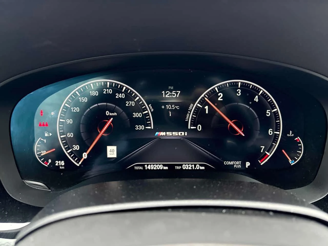 BMW 550 xDrive/ШИБИДАХ/360/ОБДУХВАНЕ/ГУМИ+ ДЖАНТИ - автомобили, коли, обяви за нови и употребявани 7
