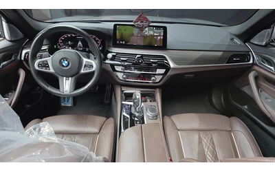 BMW 700 M550 | XDRIVE | B&O | HEAD UP - автомобили, коли, обяви за нови и употребявани 6