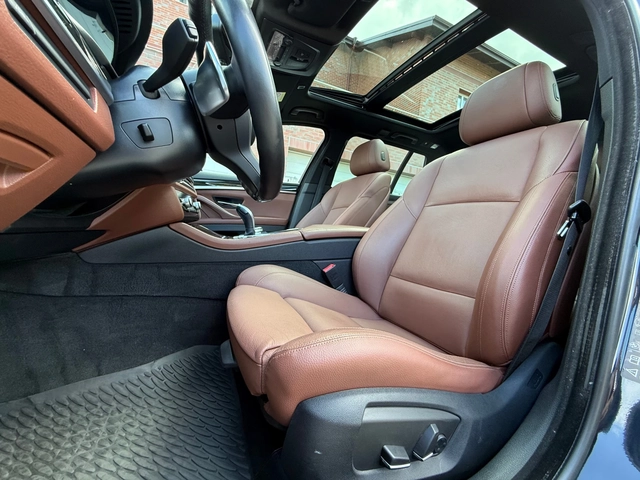 BMW 550 //М550D//FACELIFT-3.0bBiTurbo-4x4-ШВЕЙЦАРИЯ!!! - автомобили, коли, обяви за нови и употребявани 12