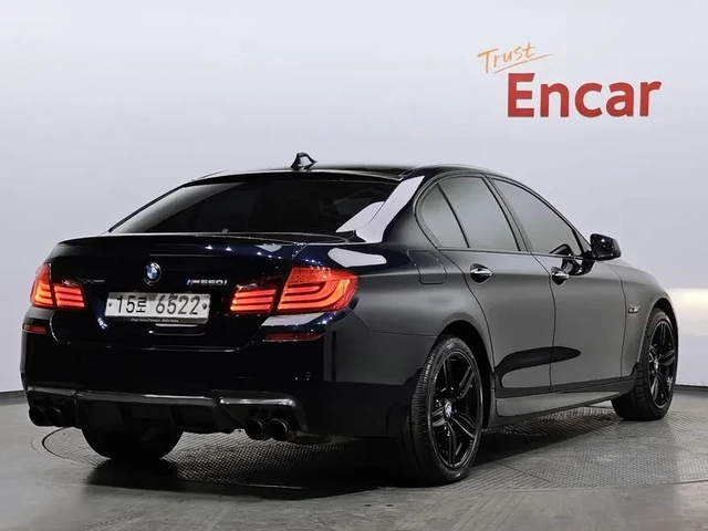 BMW 550 i - автомобили, коли, обяви за нови и употребявани 1