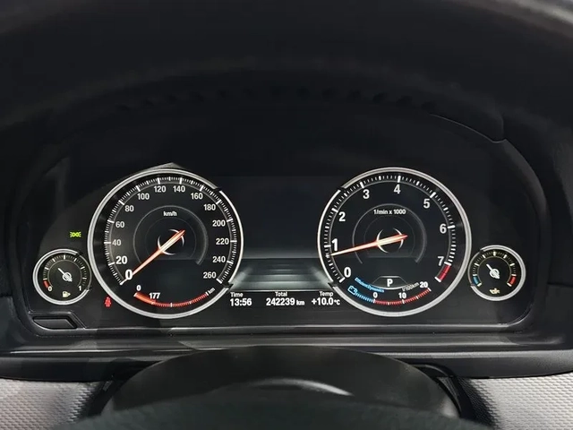 BMW 550 i - автомобили, коли, обяви за нови и употребявани 7