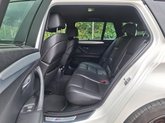 BMW 550 М550 D XDriev - автомобили, коли, обяви за нови и употребявани 16