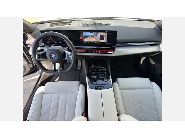 BMW 550e xDrive - автомобили, коли, обяви за нови и употребявани 6