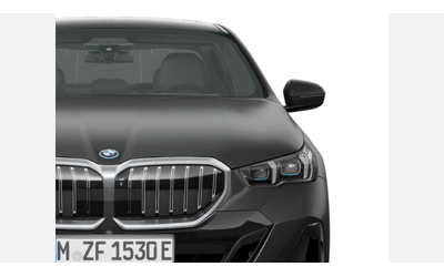 bmw-550e-xdrive-sedan - 4
