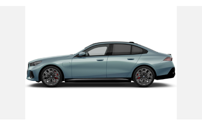 bmw-550e-xdrive-sedan - 2