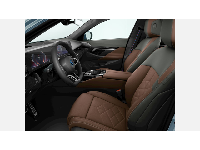 BMW 550e xDrive Sedan - автомобили, коли, обяви за нови и употребявани 6