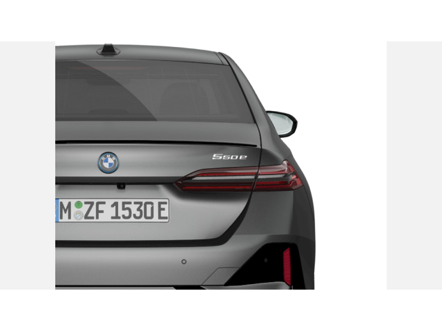 BMW 550e xDrive Sedan - автомобили, коли, обяви за нови и употребявани 6