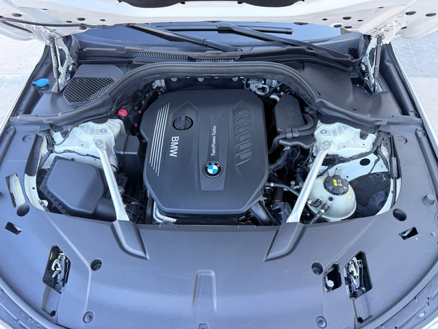 BMW 6 GT 630d M PAKET* X-Drive* LED* HEAD UP* UNIKAT* - автомобили, коли, обяви за нови и употребявани 15