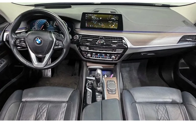 BMW 6 GT 30D xDrive / DIGITAL / ОБДУХ / HUD / PANO / 360 - автомобили, коли, обяви за нови и употребявани 6