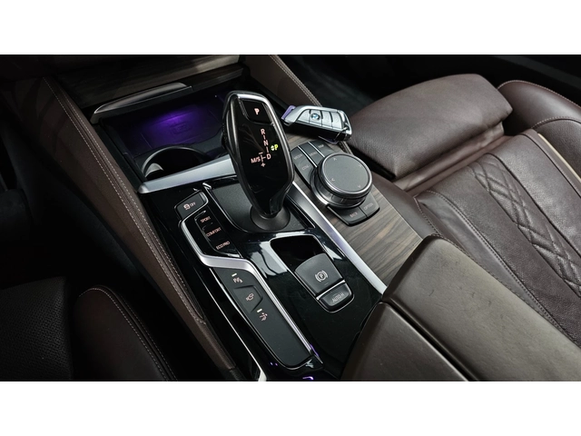 BMW 6 GT 640i xDrive Luxury | HUD | MEMORY | SOFT CLOSE - автомобили, коли, обяви за нови и употребявани 10