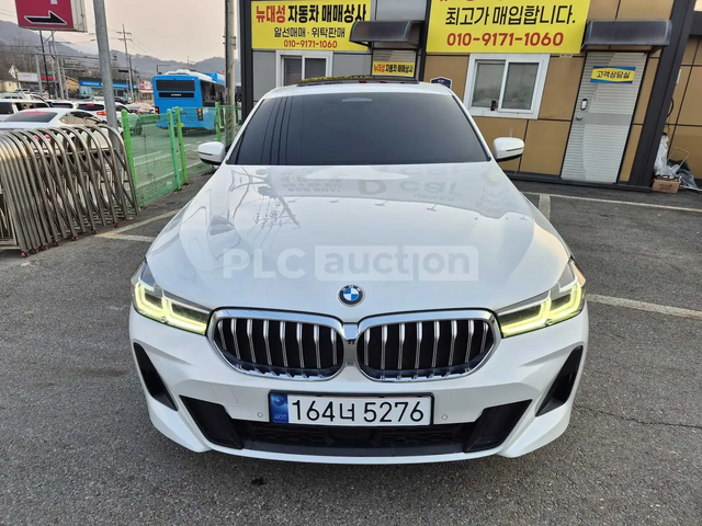 BMW 620 HEAD-UP * ОДБУХВАНЕ * PANO * 360 * KEYLESS - автомобили, коли, обяви за нови и употребявани 0