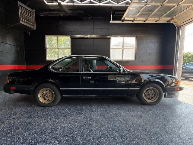 BMW 633 CSi - автомобили, коли, обяви за нови и употребявани 1