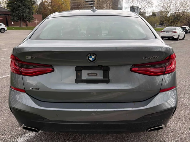 BMW 640 * МАСАЖИ* ДИСТРОНИК* 360 КАМЕРА* ВАКУМ* ОБДУХВАНЕ* - автомобили, коли, обяви за нови и употребявани 4