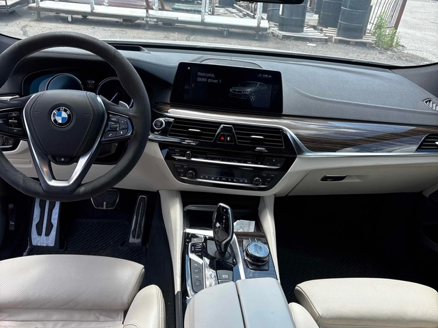 BMW 640 i xDrive/GT/Digital/360/HUD/H&K/ОБДУХВАНЕ - автомобили, коли, обяви за нови и употребявани 6