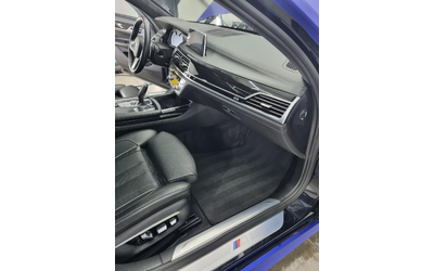 BMW 700, 2016 г., 123456 км, 0 к.с. - автомобили, коли, обяви за нови и употребявани 3