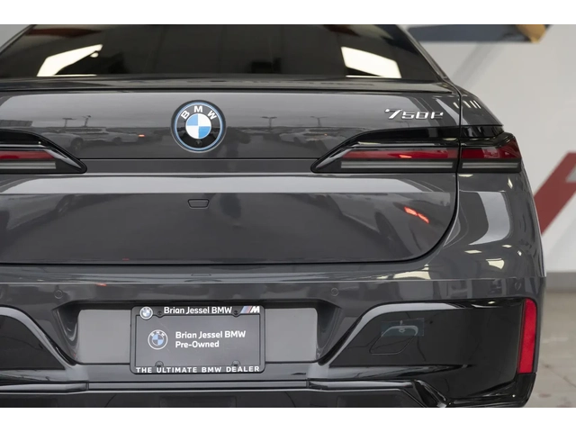 BMW 700 Series 750e xDrive 3 - автомобили, коли, обяви за нови и употребявани 13