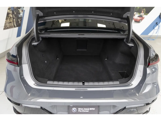 BMW 700 Series 750e xDrive 3 - автомобили, коли, обяви за нови и употребявани 6