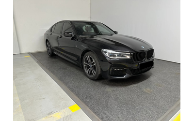 bmw-700-730d-xdrive-m-sport - 0